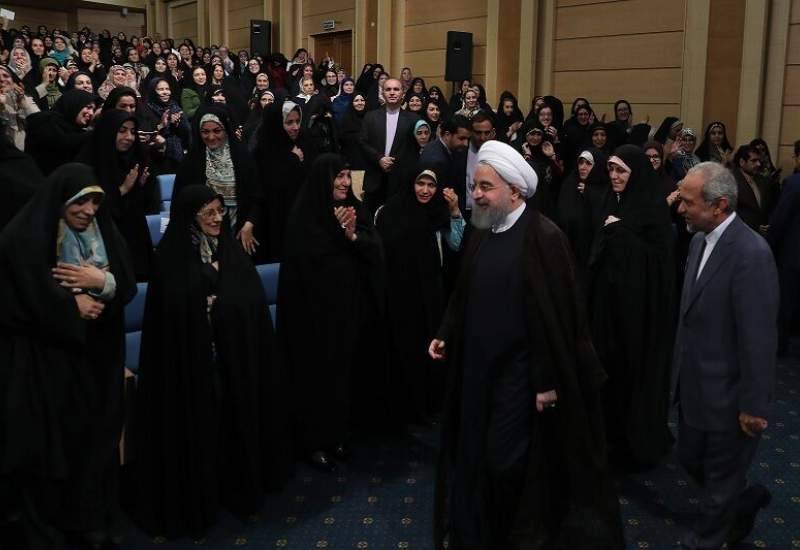 مدیریت زنان و جوانان در دولت روحانی؛ روندی آهسته اما پیوسته