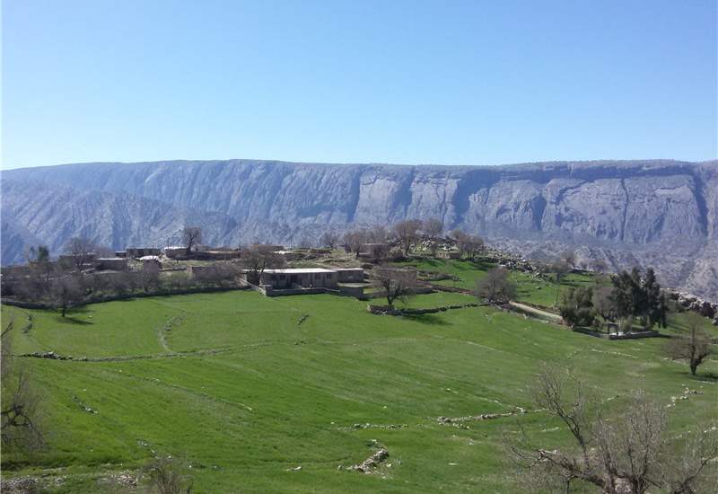 رفت و آمدهای بی نتیجه «جوان کارآفرین» در ادارات یاسوج / کارآفرینان همچنان بی‌پناه / قول مدیرکل گردشگری به «روح‌الله پوش»