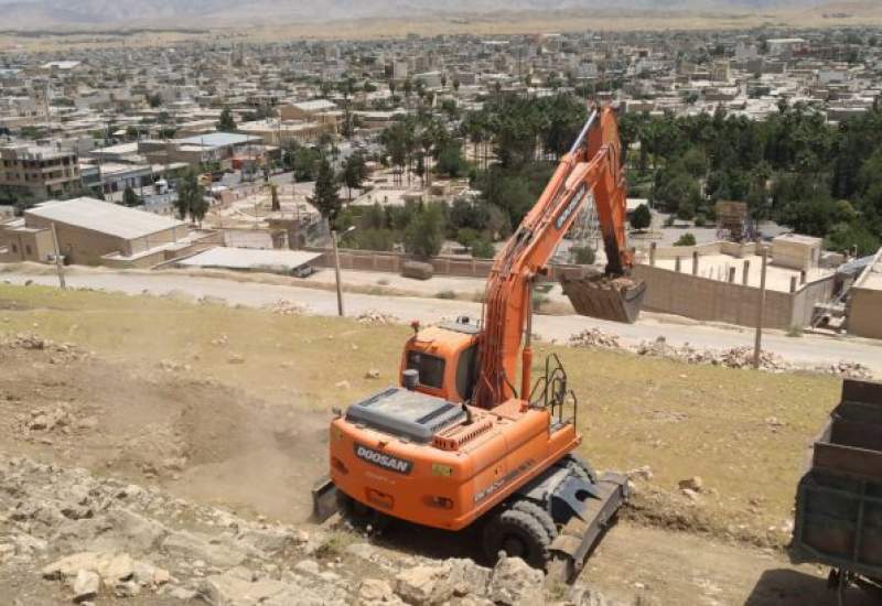 آغاز عملیات فاز دوم ساماندهی تپه شهدای گمنام دهدشت