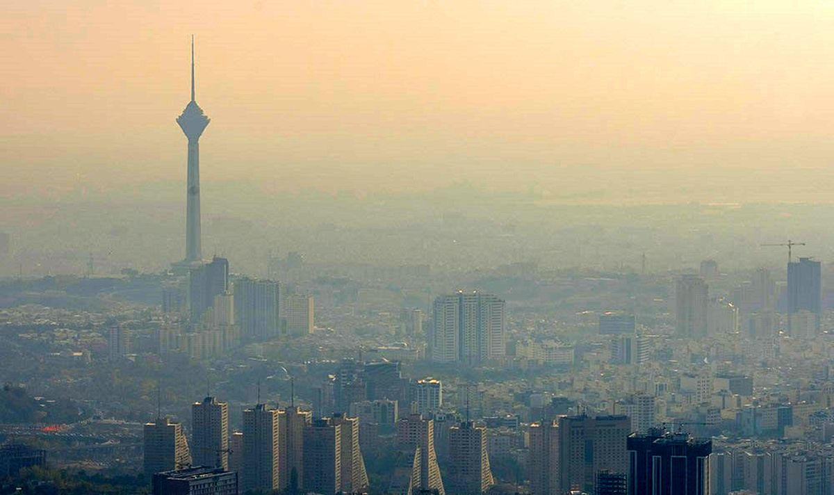 بازی سیاسی با آلودگیهوا / بازگشت بنزین پتروشیمی؟