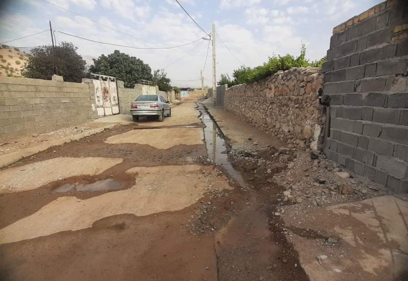 هدررفت آب در روستای سرابیز باشت + فیلم