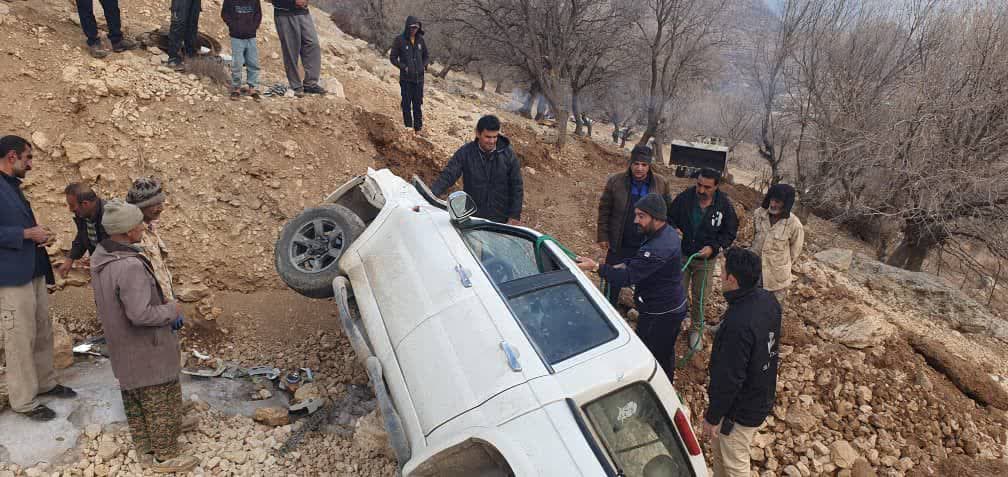 جوابیه اداره کل دامپزشکی کهگیلویه و بویراحمد به انتشار کلیپ سقوط خودروی اداره دامپزشکی دنا به دره جلاله + تصاویر