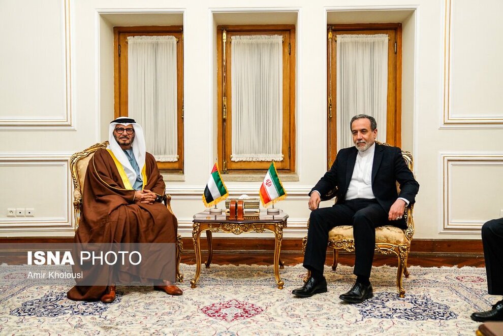 تصاویر | تهران رسما تایید کرد: نماینده امارات حامل نامه ترامپ است / دیدار با عراقچی در تهران