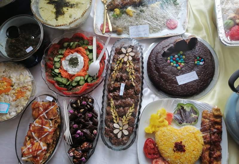 رقابت خوش‌طعم دانش‌آموزان در جشنواره غذا / جشنواره‌ای فراتر از غذا؛ نگاهی به ظرفیت‌های پنهان نظام آموزشی در پرورش مهارت‌های زندگی  <img src="/images/video_icon.png" width="11" height="10" border="0" align="top">