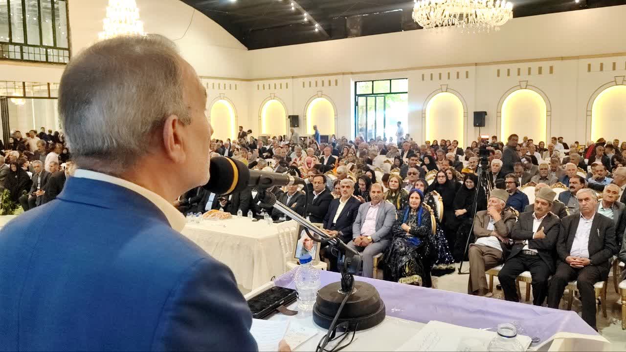 تصاویر | همایش تجلیل از مقام علمی استاد بهمنبیگی در یاسوج برگزار شد / رحمانی: بهمن بیگی نماد روشن پیوند فرهنگ، هویت و آگاهی در میان عشایر این سرزمین است