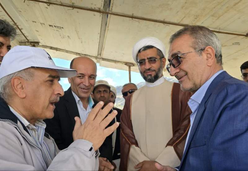 هشت چالش استاندار کهگیلویه و بویراحمد؛ کار سخت یدالله رحمانی برای حرکت در مسیر توسعه / فشار برخی پایتخت‌نشینان بر استاندار جهت سهم‌خواهی /  مسموم‌شدن فضا به دلیل رشد قارچ‌گونه فعالان مجازی و رسانه‌ای با کمترین آگاهی و سواد رسانه‌ای و ذبح اخلاق / فوران تعصبات کورکورانه قرون‌وسطایی طایفه‌ای و منطقه‌ای و حمایت از ضعیف‌ترین افراد در انتخابات مجلس و شوراها