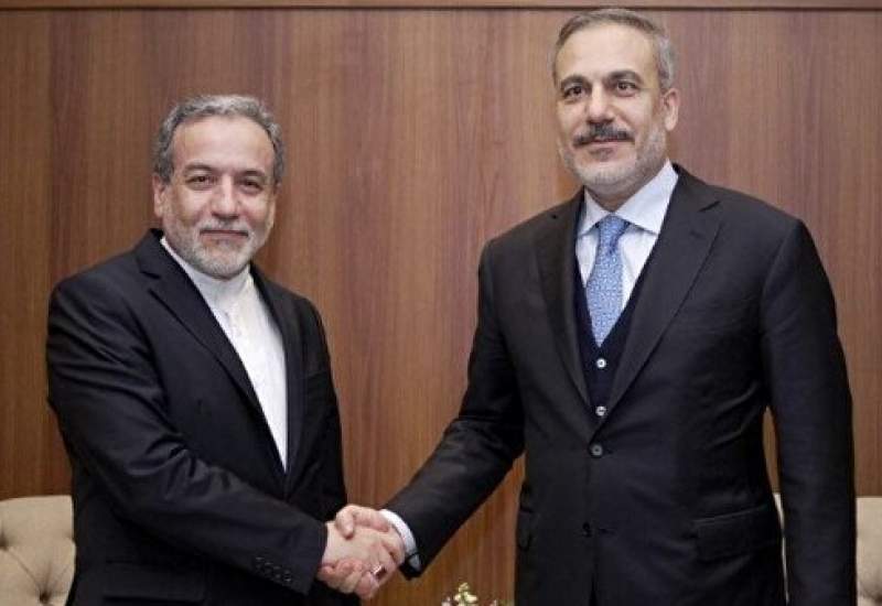 عراقچی: آمادگی داریم تعاملی برد-برد را در ازای خاتمه تحریم‌ها شکل دهیم / حقوق ایران در بهره‌مندی از انرژی صلح‌آمیز هسته‌ای قابل چشم‌پوشی نیست