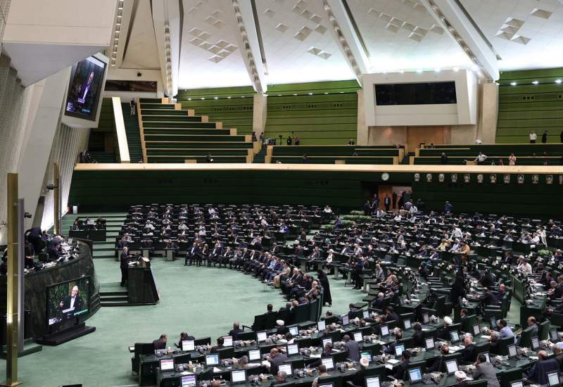 شرایط سخت کشاورزان روی میز مجلس/ انتقاد از وزیر کشاورزی+ فیلم