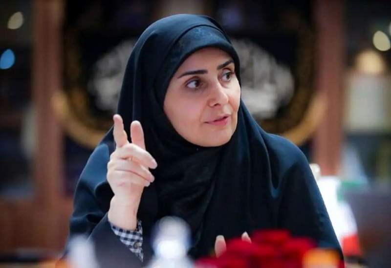 جزئیاتی از ماجرای سفر پرحاشیه وزیر راه به کیش