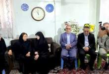 دیدار معاون رئیس جمهور و استاندار کهگیلویه و بویراحمد با خانواده شهید دیده بان