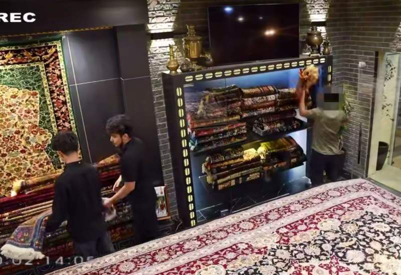 فیلم | دزدی فرش دستباف ۴۵۰ میلیونی در مشهد با یک ترند اینستاگرامی