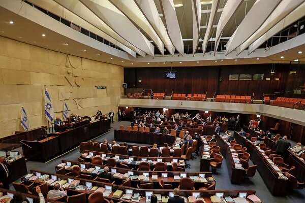 نمایندگان صهیونیست با آغاز حملات موشکی ایران پا به فرار گذاشتند