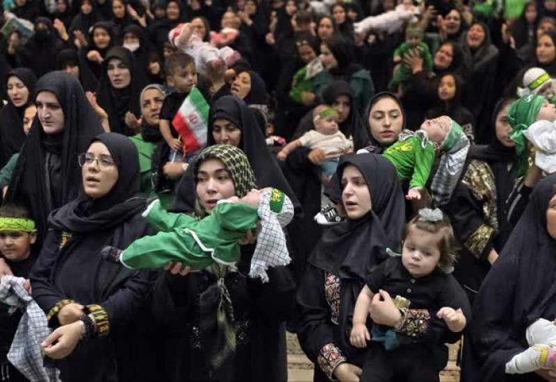 فیلم و تصاویر | مراسم شیرخوارگان حسینی در یاسوج برگزار شد  <img src="/images/video_icon.png" width="11" height="10" border="0" align="top">