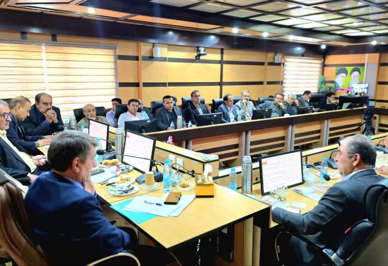 تحلیلی بر جلسه اخیر «پنج‌شنبه‌های سرمایه‌گذاری» / مدیران خسته بازمانده از دولت قبل؛ نه پاسخگوی استاندار و نه پاسخگوی مردم /  آنهایی که در گذشته نتوانسته‌اند، آیا امروز می‌توانند؟ / جهش اقتصادی کهگیلویه و بویراحمد با این مدیران، شدنی نیست!