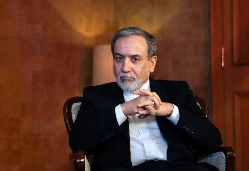 عراقچی: هیچ‌کس اطلاع دقیقی ندارد که در حال حاضر چه اتفاقی در فردو افتاده؛ تا آنجایی که من می‌دانم میزان آسیب‌ها خیلی زیاد و خیلی جدی بوده و فعلاً قابل‌استفاده نیست / سازمان انرژی اتمی ایران در حال بررسی و ارزیابی وضعیت است؛ نتیجه کار به دولت اعلام خواهد شد / برنامه هسته‌ای  ما همچنان صلح‌آمیز است؛ قصد حرکت به سمت سلاح‌های هسته‌ای را نداریم