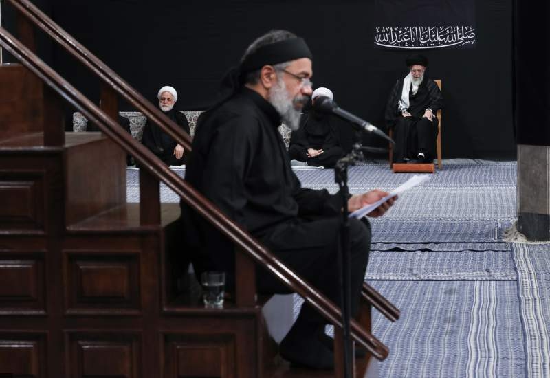 فیلم | مداحی بی‌نظیر «ایران ای سرای امید» محمود کریمی  <img src="/images/video_icon.png" width="11" height="10" border="0" align="top">