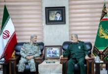  دیدار مهم فرماندهان کل ارتش و سپاه؛ برای تکرار ضربه به دشمن در آمادگی کامل هستیم