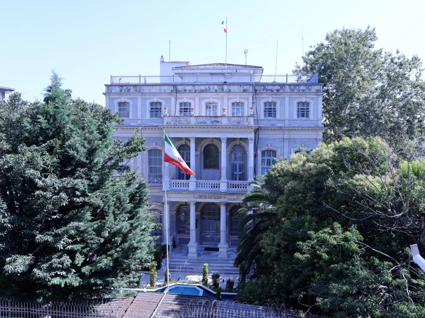 نخستین دیدار ایران و اروپا پس از جنگ ۱۲ روزه / مذاکرات ایران و سه کشور اروپایی در استانبول / رایزنی برای تمدید اسنپبک ادامه دارد