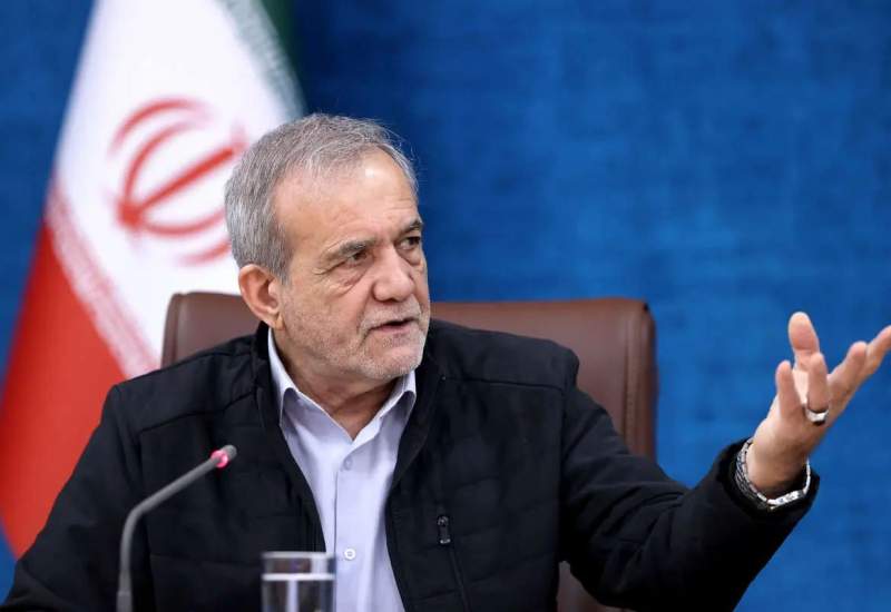 پزشکیان: بحران آب از آنچه که امروز درباره آن صحبت می‌شود، جدی‌تر است/ اگر فکری عاجل نکنیم، در آینده با شرایطی مواجه می‌شویم که نمی‌توان هیچ علاجی برای آن یافت/ تدابیری مانند انتقال آب از سایر نقاط به تهران هم مشکل را به طور ریشه‌ای حل نخواهد کرد/ نباید اجازه دهیم که صنایع آب‌بر فعال در پایتخت، طرح توسعه اجرا کنند