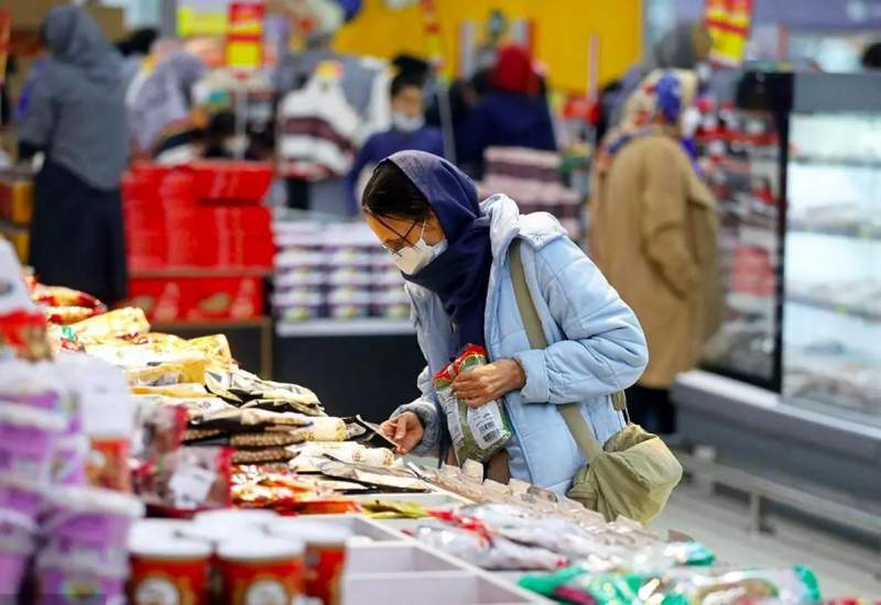 مرکز آمار: نرخ تورم تیر ماه ۳۵.۳ درصد شد؛ این رقم نسبت به ماه قبل ۰.۸ واحد درصد افزایش یافته / تورم ماهانه برای «خوراکی‌ها، آشامیدنی‌ها و دخانیات»، ۵.۱ درصد و برای «کالا‌های غیرخوراکی و خدمات»، ۲.۶ درصد بوده