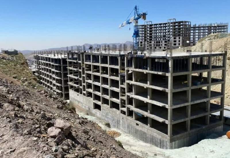 مشکل زمین نهضت ملی‌ مسکن همچنان پابرجاست /  نهضت مسکن گرفتار سازندگان کم‌کار /  چرا جلسات شورای مسکن سه ماه متوقف شد؟ / تجربه تلخ مسکن مهر و خطر تکرار آن در نهضت ملی / استاندار کهگیلویه و بویراحمد نگران تأخیر در طرح؛ پیشرفت ۳۸ درصدی قابل قبول نیست /سهم مردم کهگیلویه از ۲۰۰ میلیارد؛ چرا فقط ۶٪ تسهیلات پرداخت شد؟ / وعده بانک‌ها در پرداخت تسهیلات؛ تعلل یا ترک فعل؟