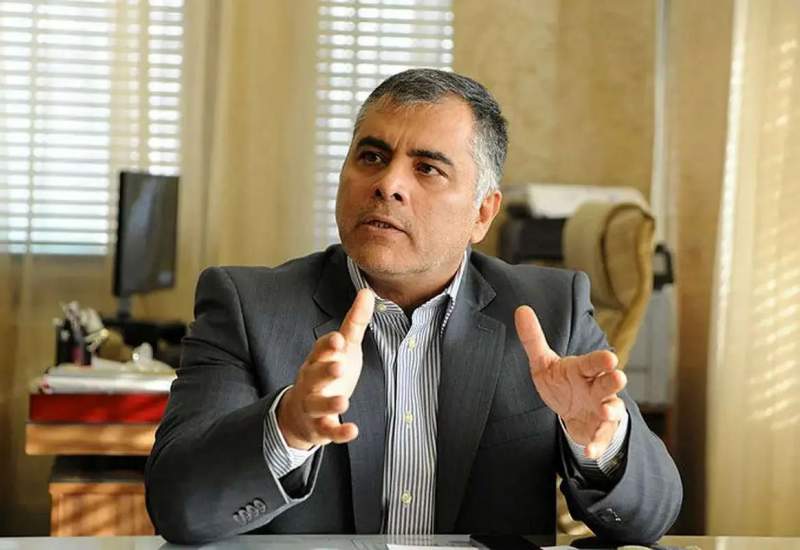 وزیر نفت: قیمت «بنزین سوپر» به طور حدودی می‌تواند بالای ۵۰ هزار تومان باشد/ بنزین سوپری که [پیش از این] در جایگاه‌ها عرضه می‌شد، با همان نرخ قبل خواهد بود/ بنزین ۱۵۰۰ و ۳۰۰۰ تومانی و کارت‌های اضطرار جایگاه‌ها، با همان قیمت قبل پابرجا است