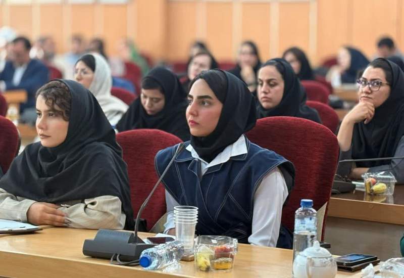 گزارش تصویری| نشست استاندار کهگیلویه و بویراحمد با جمعی از جوانان  <img src="/images/picture_icon.png" width="11" height="10" border="0" align="top">