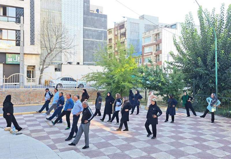 ورزش صبحگاهی در خانه امید بازنشستگان کشوری یاسوج + تصاویر  <img src="/images/picture_icon.png" width="11" height="10" border="0" align="top">