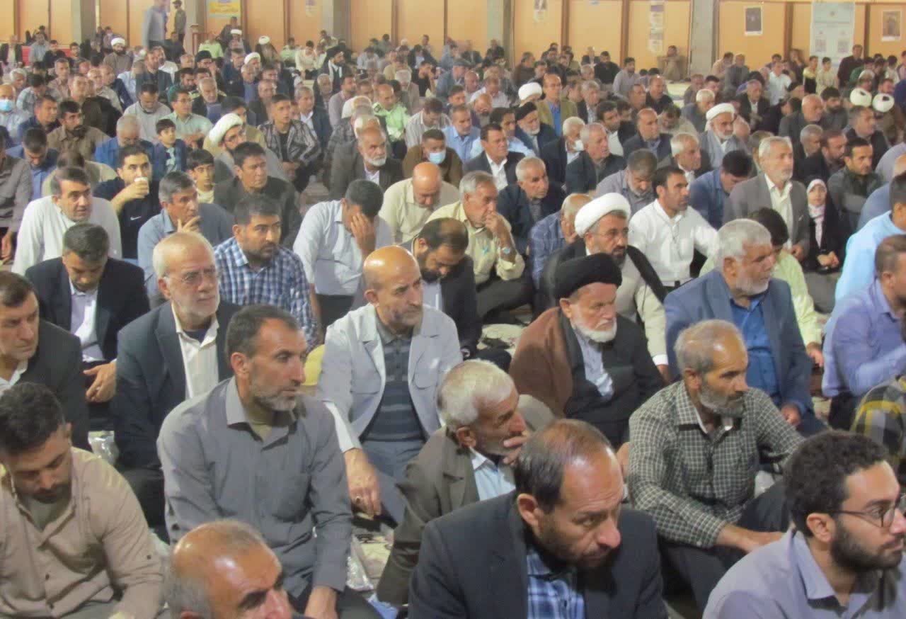 هشدار امامجمعه یاسوج: الگوهای انحرافی فرهنگی آینده کشور را تهدید میکند / امامجمعه یاسوج: ملکحسینی، شاگرد و یار حقیقی امام خمینی (ره) و نماد استقامت بود