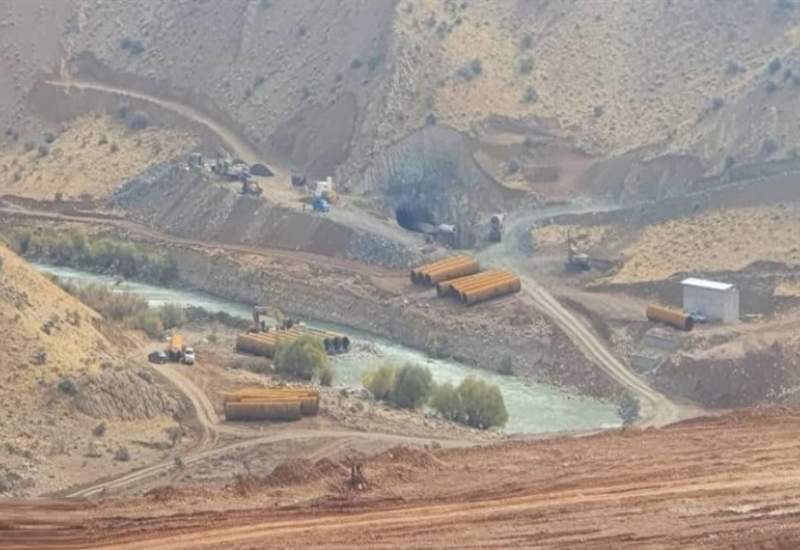 ماندگان: سدسازی بی‌مجوز با حمایت وزارت کشور / غوغای لودرها در قلب دنا؛ زیستگاه پلنگ ایرانی قربانی سدسازی / وقتی استانداری‌ اصفهان حکم وزارت نیرو و دستگاه‌های مربوطه را لغو می‌کند + مستندات