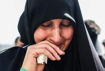 تصاویر | اقامه نماز بر پیکر رهبر شهید انقلاب - 1  
