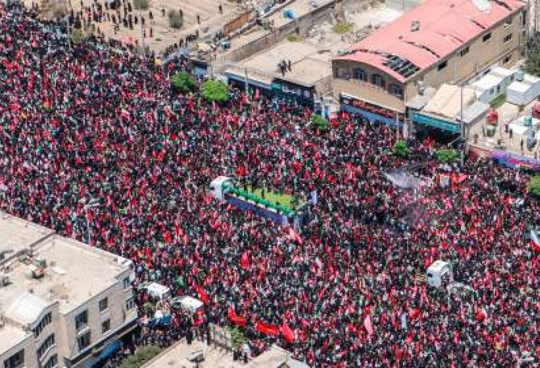 نظر مجری سابق CNN در خصوص تشییع پیکر رهبر شهید انقلاب  