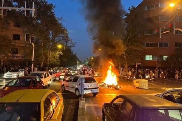 عناوین مجرمانه برای اغتشاشگران/تحریک به اغتشاش، معاونت در جرم است عناوین مجرمانه برای اغتشاشگران/تحریک به اغتشاش، معاونت در جرم است
