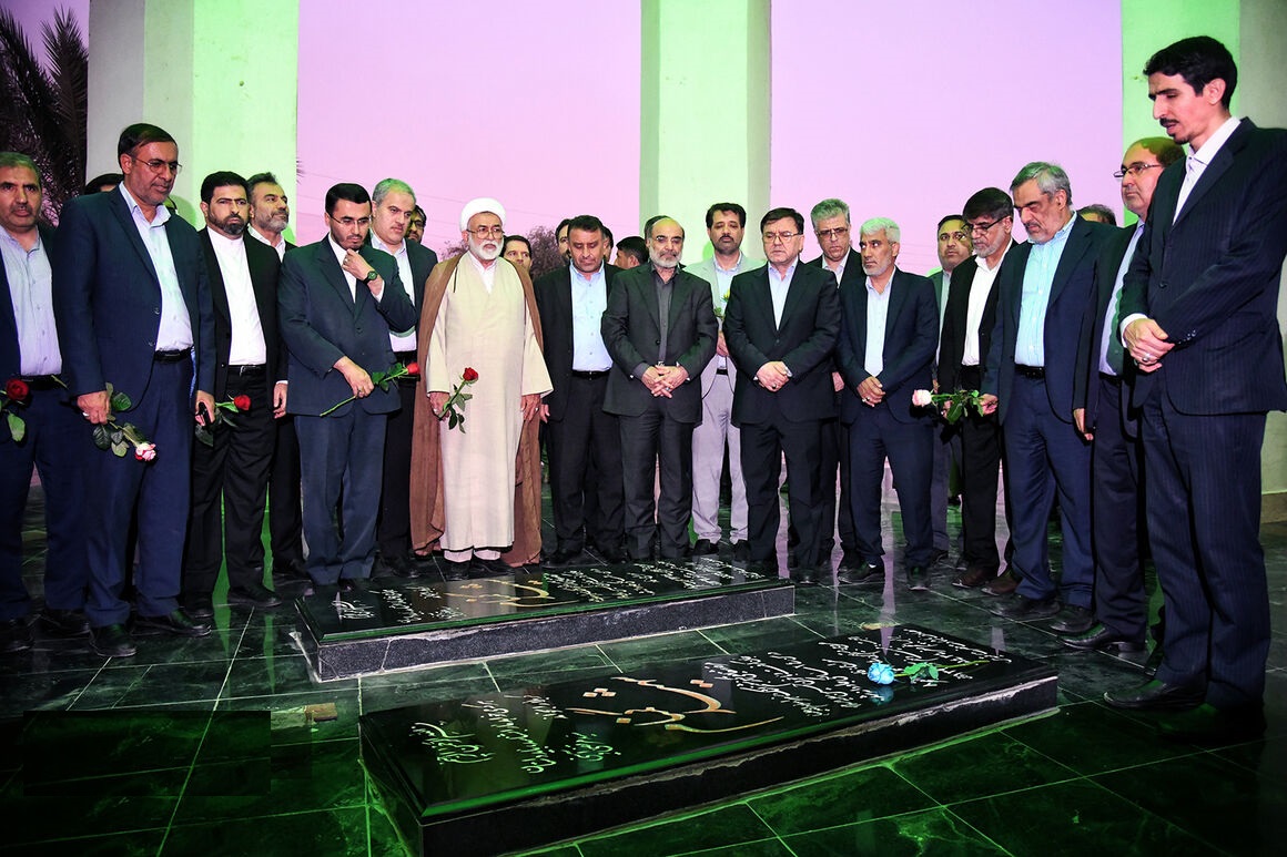 حضور مداوم بهرامی در عسلویه و غفلت از میدان گازی مختار بویراحمد / بیتوجهی نمایندگان مجلس به پروژه میدان گازی نشاندهنده یک شکاف در توجه به نیازهای استانی و پروژههای کلیدی است