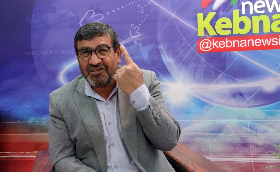 شیرعلی خرامین: من نگران آینده فرزندانمان هستم / در آینده برای یک بشکه آب به استانهای دیگر وابسته میشویم / در استان ما مسئولین پاسخگوی عملکرد خود نیستند / با برنامهریزی درست، یک عرب صحرانشین در یکساعتونیم میتواند از گرمترین نقطه به کوههای پر از برف دنا بیاید / اگر تا بعد از عید مسئولین نتیجه را اعلام نکنند، سکوتم را میشکنم / مافیای آب شوخیبردار نیست / به ما برچسب زدند که ما یک مشت شکارچی و قاچاقچی هستیم