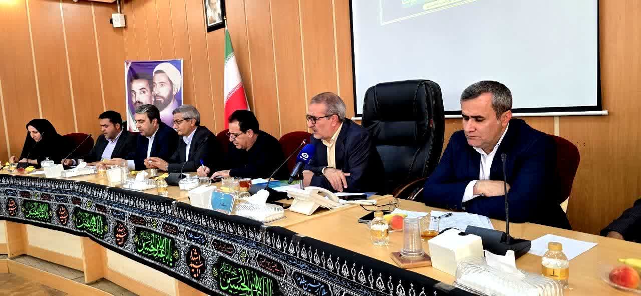 افزایش سه‌برابری اعتبارات کهگیلویه و بویراحمد؛ ۱۶ پروژه جدید در بودجه ۱۴۰۴ ثبت شد / قدامات دولت در زیرساخت‌های آموزشی، برق، آب، راه و ارتباطات و جذب اعتبارات نسبت به مصوبات بودجه ۱۴۰۳ با فاصله جلوتر از تمام سال‌های گذشته بوده است / بویراحمد مانند همیشه بیش از ۴۰ درصد بودجه استان را به خود اختصاص  داده است / ۶۴ پروژه سرمایه‌گذاری با ارزش ۸.۳ میلیاد دلار با اشتغال مستقیم  ۱۵ هزار نفر