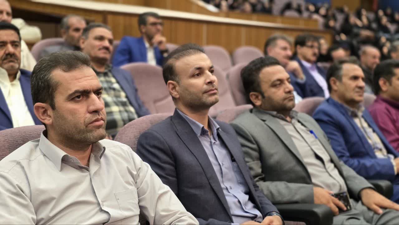 تصاویر | آغاز مراسم تودیع و معارفه در دانشگاه یاسوج بدون حضور نماینده استانداری / سردار خرمدل و سردار مثنوی با هم آمدند / امیری: باید مراقب باشیم فضای دانشگاهها از دخالتهای غیرضروری مصون بماند/ مهدی نوریپور، رسماً رئیس جدید دانشگاه یاسوج شد